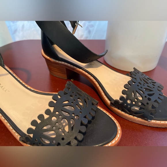 COPY - Brand; Loeffler Randall. Side 6.1/2 (B). Low wedge. - Picture 2 of 5